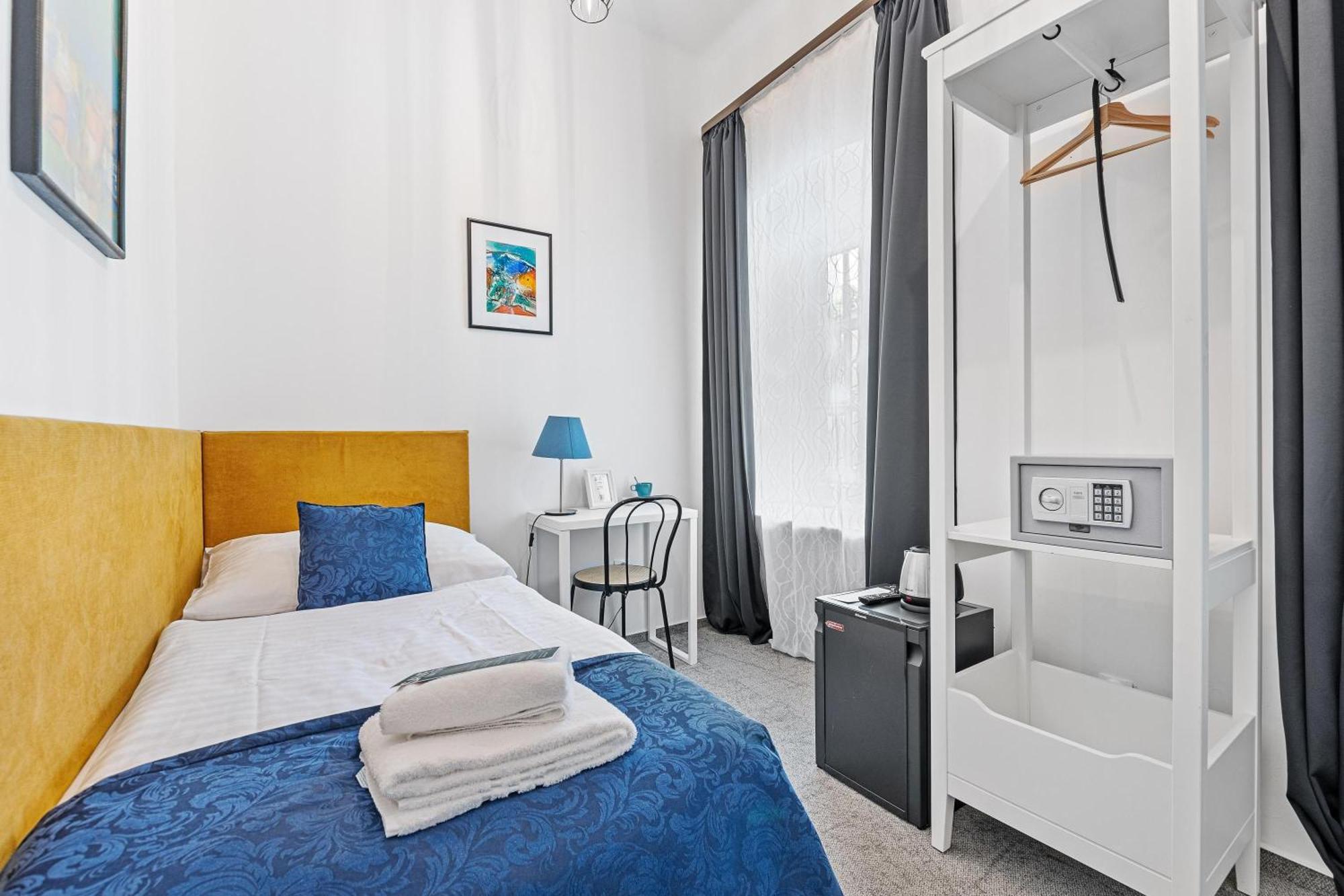 Hotel Bluebell 3*