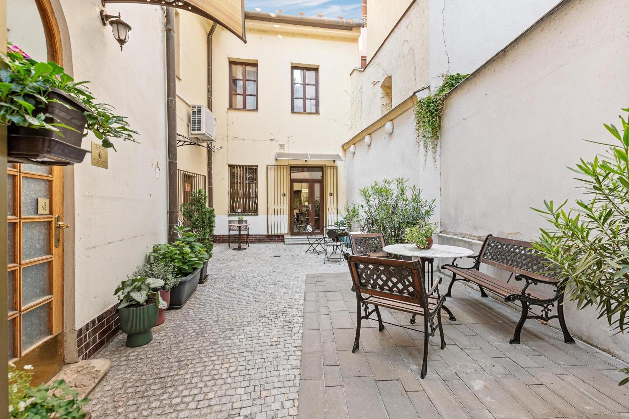 Bluebell 3* Bratislava