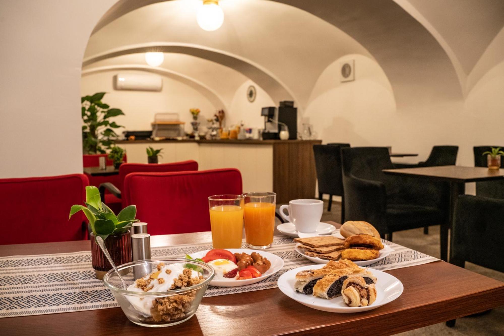 Bluebell Hotel Bratislava